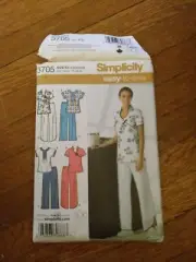 SIMPLICITY 3705 Easy Uncut Pattern Scrubs Top Pants Women Sz K5 8 10 12 14 16