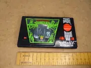 Vintage 1990 Tomy Teenage Mutant Ninja Turtles - Raphael's Sewer Battle.Handheld