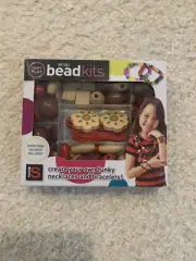 Craft Play Mini Bead Kit Create your own bracelets and necklaces