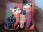 COUNTRY COTTAGE BEAUTIFUL PAINTING KLEO CATS VELVETEEN PILLOW - 18 X 18 - NEW