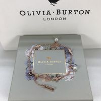 Olivia BURTON FULLET BOX 手鍊