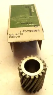 NOS United Delco 1963-74 Transmission Short Gear Pinion # 3790164