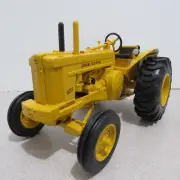 Ertl John Deere 620 Tractor 2Cylinder Club Industrial 1/16 JD-16162A-1HD-B