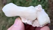double-terminated Stilbite crystals, minerals, crystals, mineral specimens