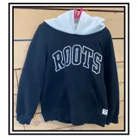 在飛比找蝦皮購物優惠-Roots 兒童 刷毛 上衣 長褲 帥氣 休閒 連帽設計 黑