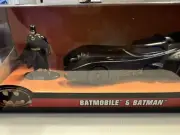 Jada Toys Batman 1989 BATMOBILE 1:32 Scale DieCast Vehicle & Figure 31704