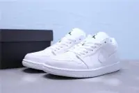 在飛比找Yahoo奇摩拍賣-7-11運費0元優惠優惠-Nike Air Jordan 1 Low GS 全白 簡約