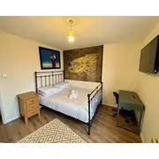 Sunshine On Leith. The River View Apartment!