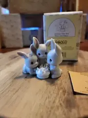 1994 Precious Moments, Another Year And More Grey Hares, 128686 Figurine Bunny