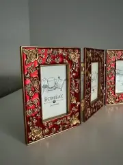 Vtg Bombay Frame 3 Panel Hinged Red Enamel Goldtone Rose 2 x 3 Photo 2004