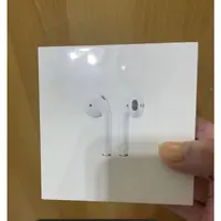 在飛比找蝦皮購物優惠-《全新膠膜末拆》 Airpods 搭配充電盒 2019 二代