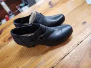Clarks Collection Valerie 2 May Black leather Ankle Boot Size 9M