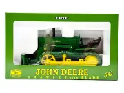 1/16 John Deere 40 Crawler Dozer With Blade, Plow City Toy Show