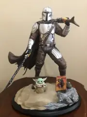 Xionart Mando 1/4 Scale Statue #7 of 73 New In Box
