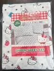 Hello Kitty Queen Size Christmas Tree Santa Cotton Sheet Set (mistletoe gifts)