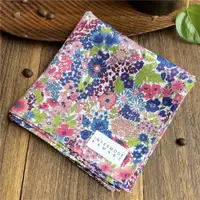 在飛比找ETMall東森購物網優惠-日本寫意水彩畫花朵設計師款手帕