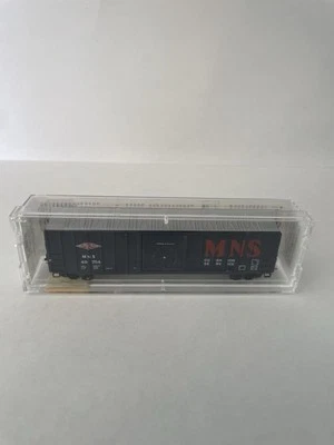 Micro Trains Minneapolis Northfield Southern Box Car N Scale #49754 New 25410
