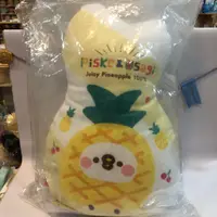 在飛比找蝦皮購物優惠-艾德雜貨 日本正版 卡娜赫拉 鳳梨P助與兔兔 雙面抱枕 Ka