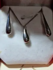 Solid Sterling Silver Pendant, Chain & Earrings