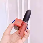 MAC POWDER KISS 液體唇彩顏色 989 啞光