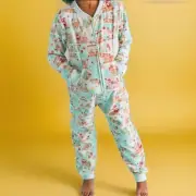 POSH PEANUT ️ 10/12 gingerbread Micro Fleece 1 PC Romper Snuggie Train Zip Up