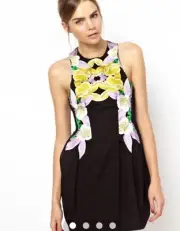alice mccall : Lvon embriodered floral mini black dress size: 8.10.12 -NEW-
