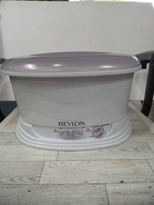 New Revlon Spa Moisture Stay Fast Heating Luxury Paraffin Bath Kit #RVS 1212