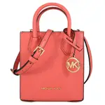 MICHAEL KORS MERCER 金字大圓標LOGO荔枝紋皮革迷你琴譜兩用包(冰沙粉橘色)