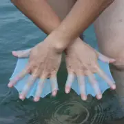 Silicone Swimming Gloves Hand Webbed Frogs Finger Fins Paddle Palms Novelty Hot