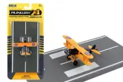 Daron Runway24 PT-17 High Flyer Diecast vehicleplane 57906