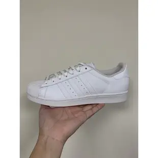 <Taiwan小鮮肉> ADIDAS SUPERSTAR FOUNDATION 全白 小白鞋 男女 基本款 B27136