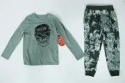 Boys 2 Piece Skull Graphic Long Sleeve Pajama Set Size XS 4-5 NEW