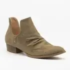 NIB Western Festival Cowgirl Studded Booties Ankle Vegan Coastal Boho Flat Boots