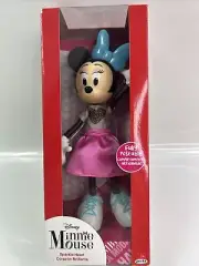 Disney Minnie Mouse Fully Poseable Sparkle Heart 9″ Doll