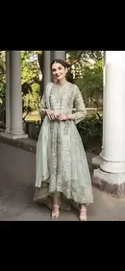 Pakistani and Indian Dress