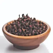 1000+ Whole Cloves (clou de girofle,Chiodo di garofano,Ding xiang,Qurnafl,Clavo)