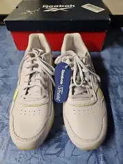 Reebok womens Reebok Classic Harman Run Sneaker women Sz 10