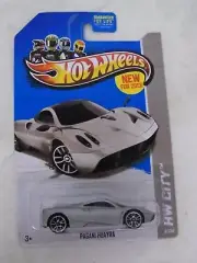 Hot Wheels 2013 Showroom Pagani Huayra
