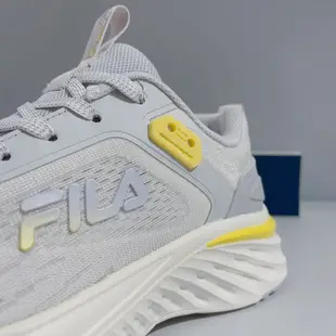 FILA 女生 灰白色 輕量 透氣 經典 運動 慢跑鞋 5-J319Y-499