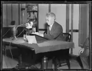 Prime Minister Joseph Lyons using a radio microphone Sydney 1932 Old Photo