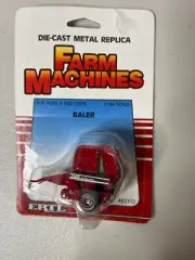 1:64 Scale Ertl Case Baler Red #482FO Vintage 1986