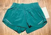 NEW Women Lululemon Hotty Hot Low-Rise Lined Short 4" Teal Lagoon Size 6