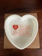 1/90 Lever Cake Mold With Recipe Get Heart Smart Microwave Cake Heart Reusable