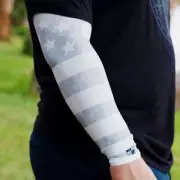 *Pair* (2) Whiteout American Flag Arm Sleeves - USA - SA Co. +FREE GIFT