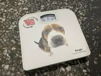 在飛比找Yahoo!奇摩拍賣優惠-【二手良品】THE DOG 大頭狗 BEAGLE 磅秤 最重
