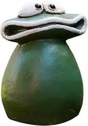 IOIUSKKU Fun Frog Resin Crafts Gardens Homes Shapes Featuring Ornaments Courtyard Artistic Ornaments Big Mouthed for Indoor, Frog, 6 * 5 * 7.5CM