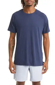 Alo The Triumph Crewneck T-Shirt in Navy at Nordstrom, Size Small