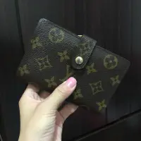 在飛比找蝦皮購物優惠-Lv 中夾 M61674（售出）