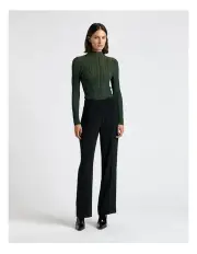 [Cue] Satin Back Crepe Straight Leg Pant in Black