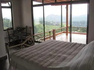 天空之上山峰家庭旅館Haven Upon Hills Homestay